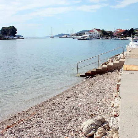 Apartamento By The Sea Preko, Ugljan - 20385 Preko